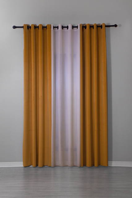 پرده آماده مخمل گارنت آجری