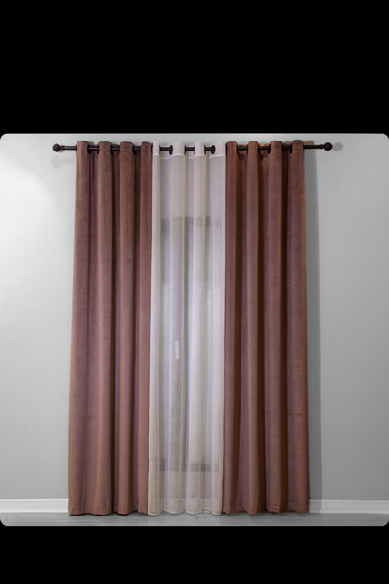 پرده آماده مخمل گارنت رسی