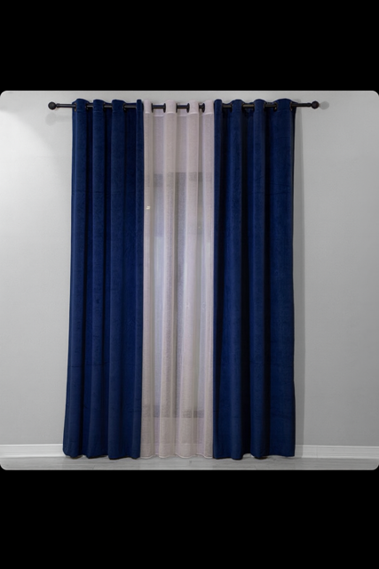 پرده آماده مخمل گارنت سرمه ای